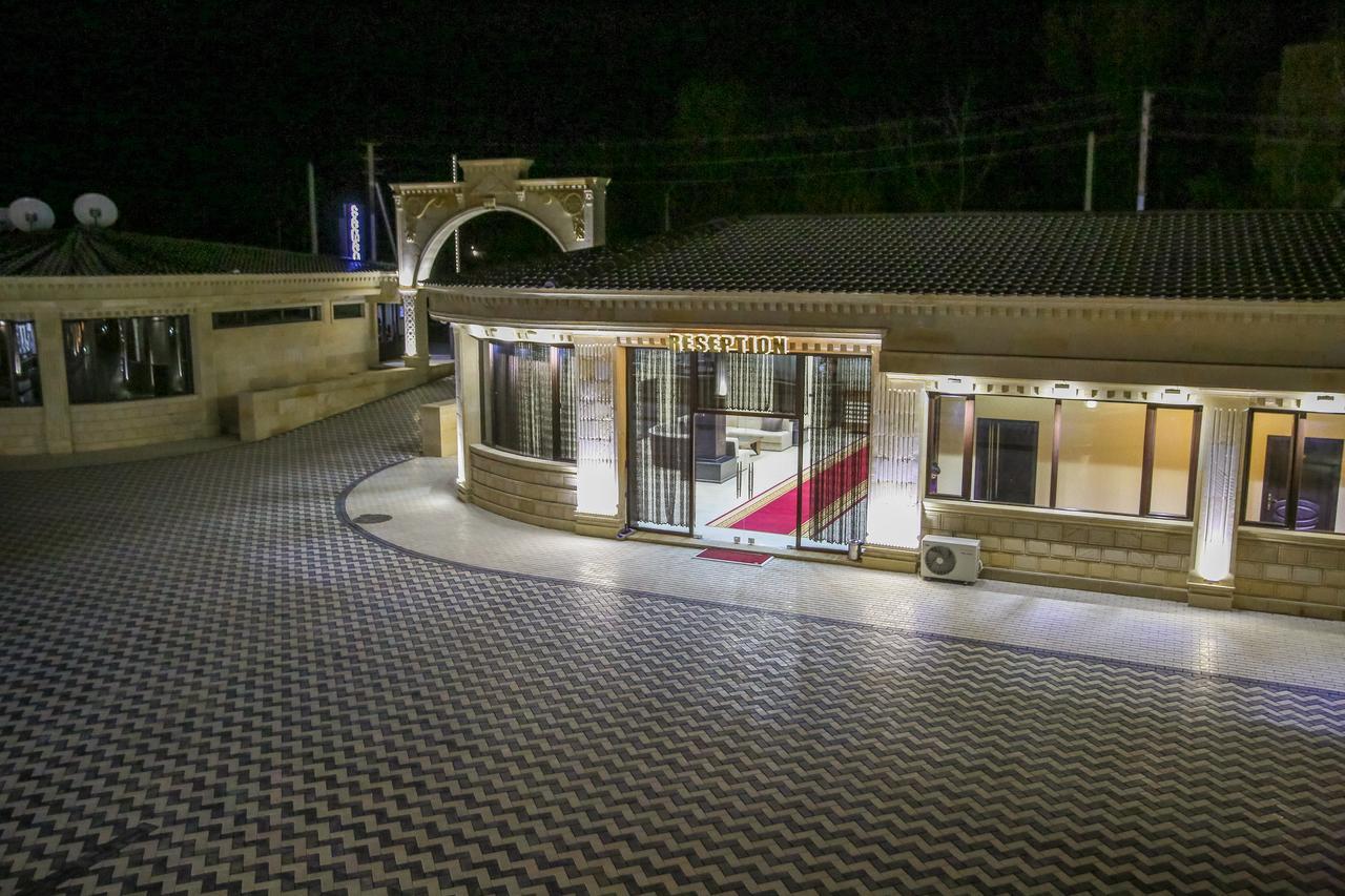 Semeni Hotel & Restaurant มิงกาเชเวียร์ ภายนอก รูปภาพ